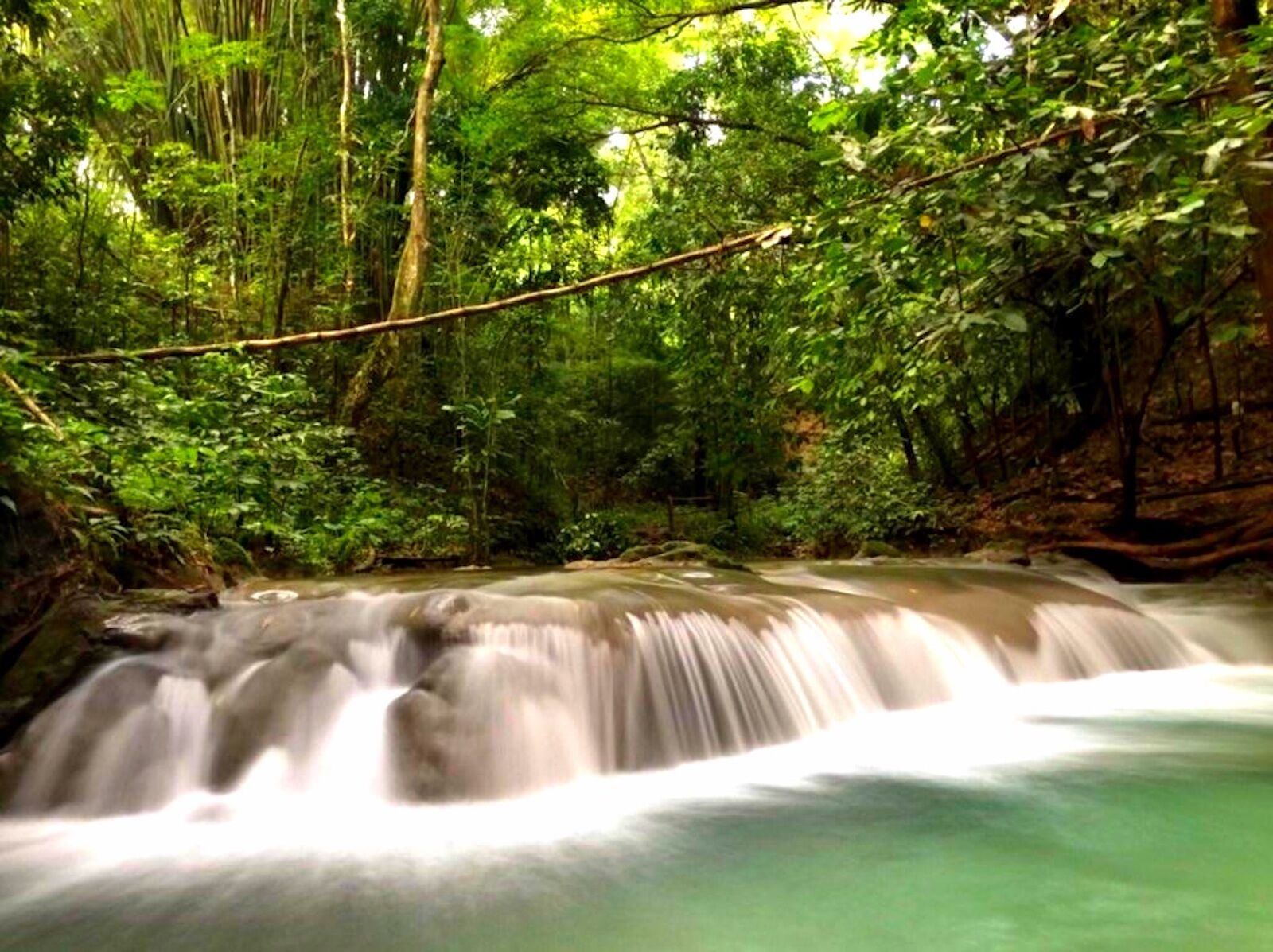 waterfalls in jamaica - mayfield falls