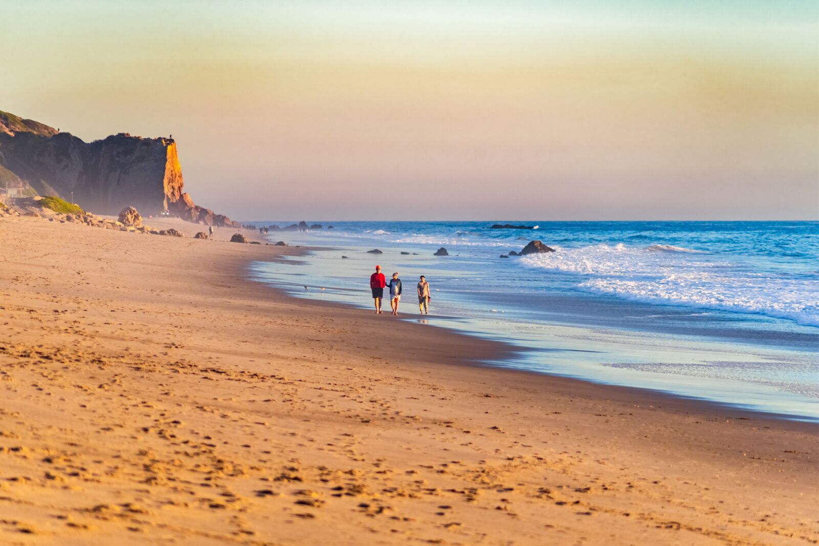 11 Of The World s Longest Beaches To Prove Bigger Really Is Better