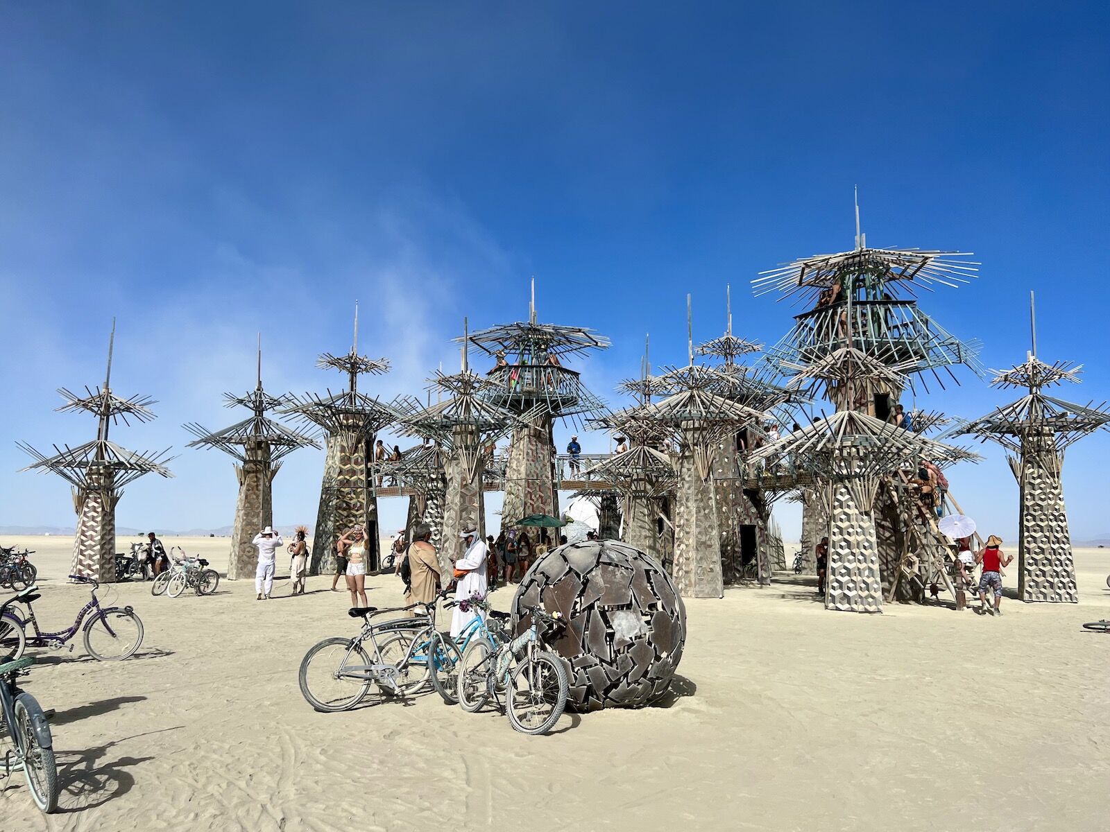 Art from Burning Man 2022: "Paradisium" by Dave Keane & Folly Builders