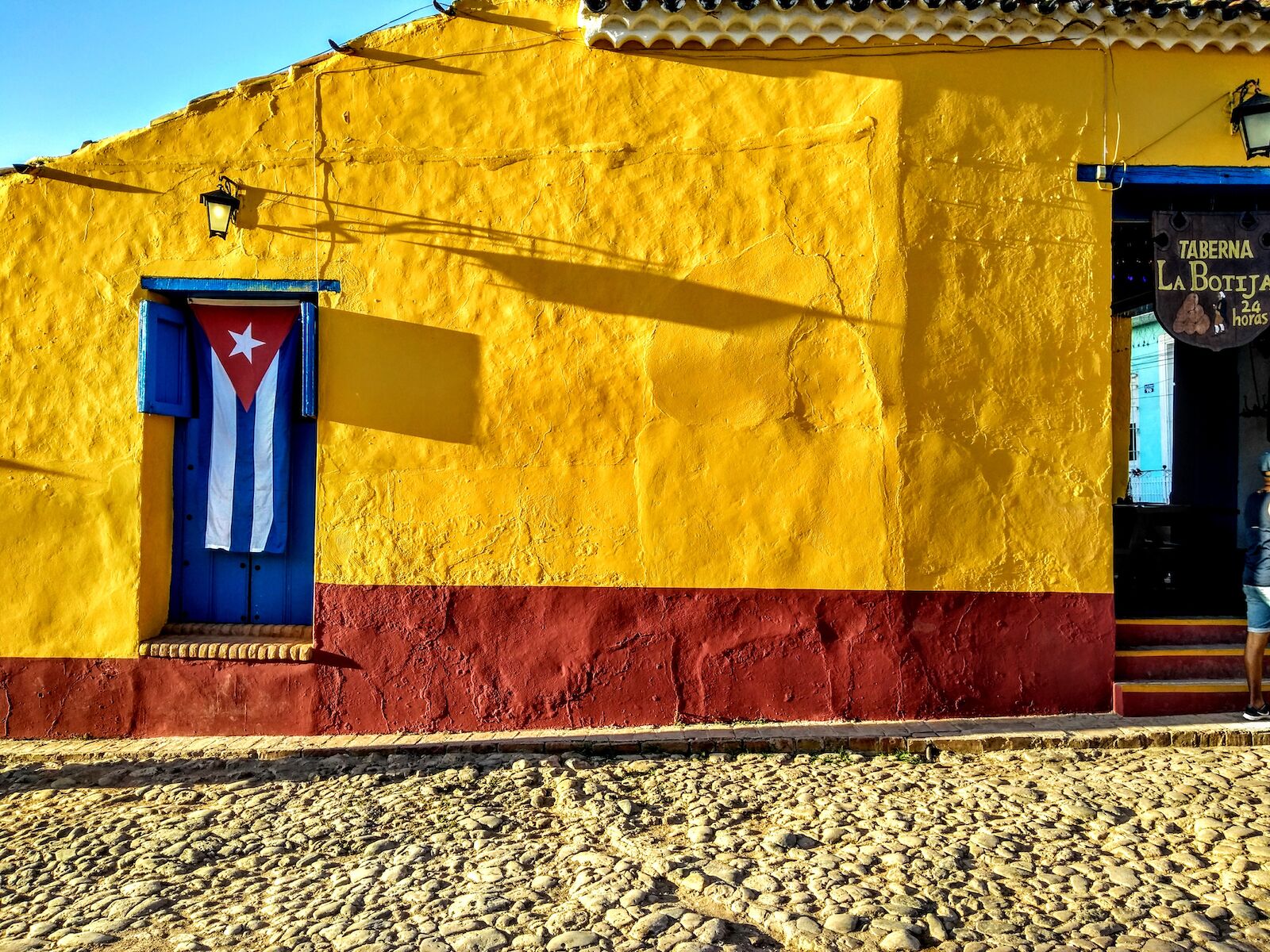 Caribbean flags: Cuba