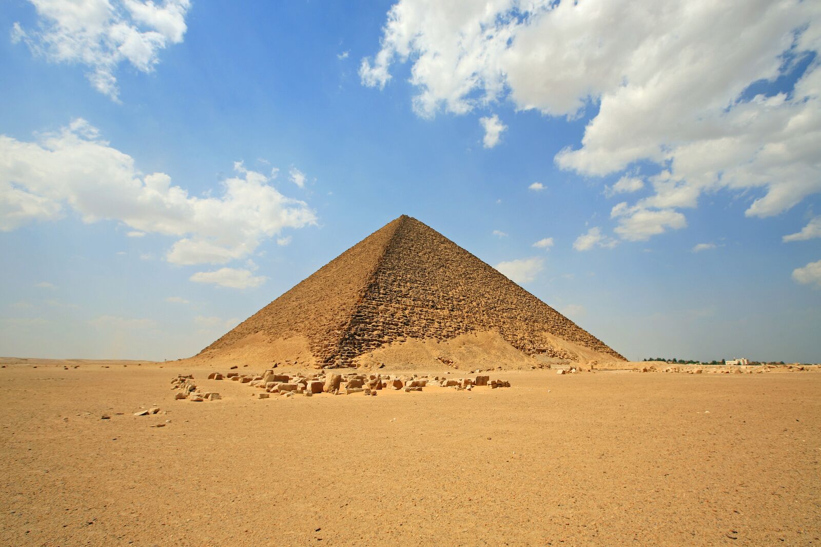 The Red Pyramid. What's inside this pyramid?