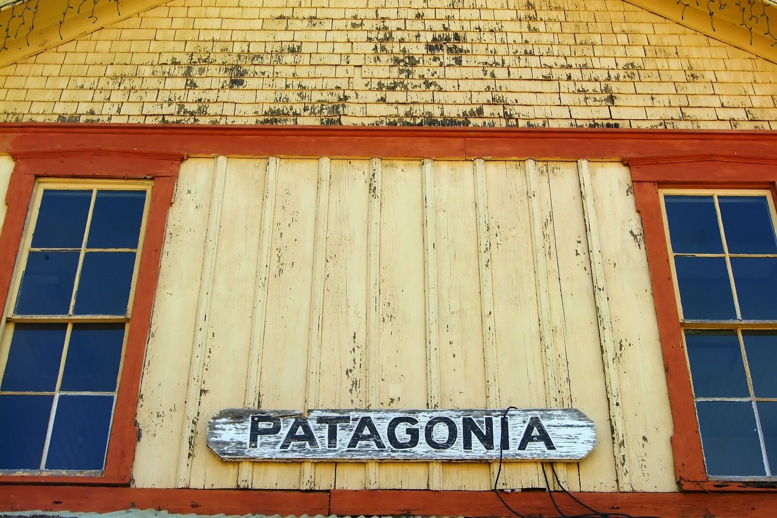 Weathered sign at Patagonia town near Patagonia lake