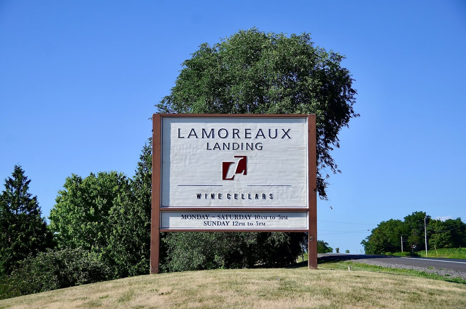 finger lakes wineries - lamoreaux new york