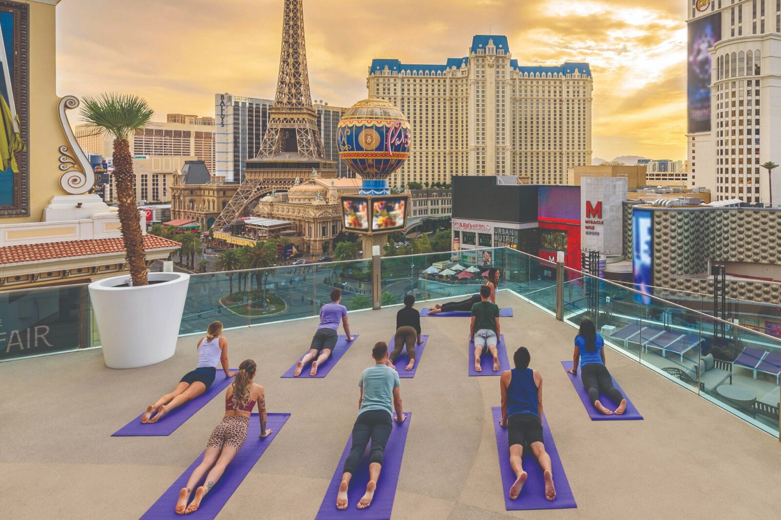 Group sunrise yoga class at the Cosmopolitan of Las Vegas on a Las Vegas spa weekend