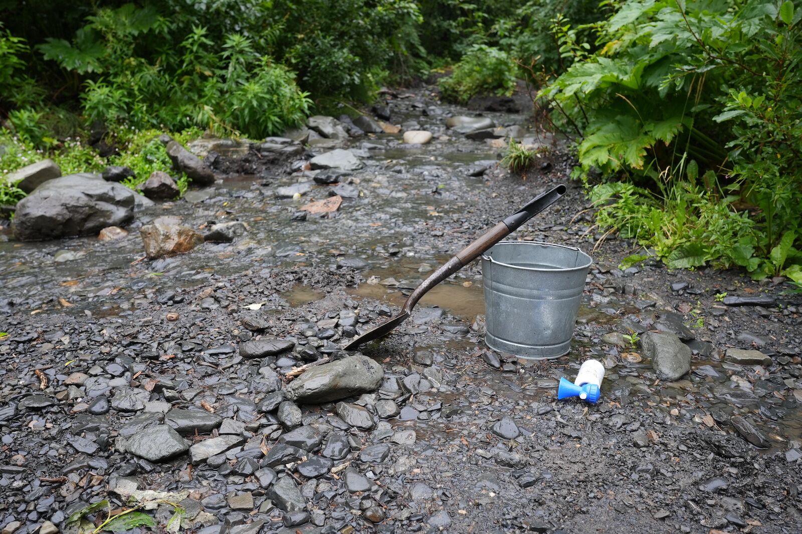 The tools you'll need to go panning for gold in Alaska on your own. 