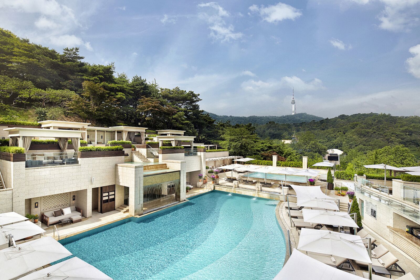 shilla hotel urban island pool in seoul