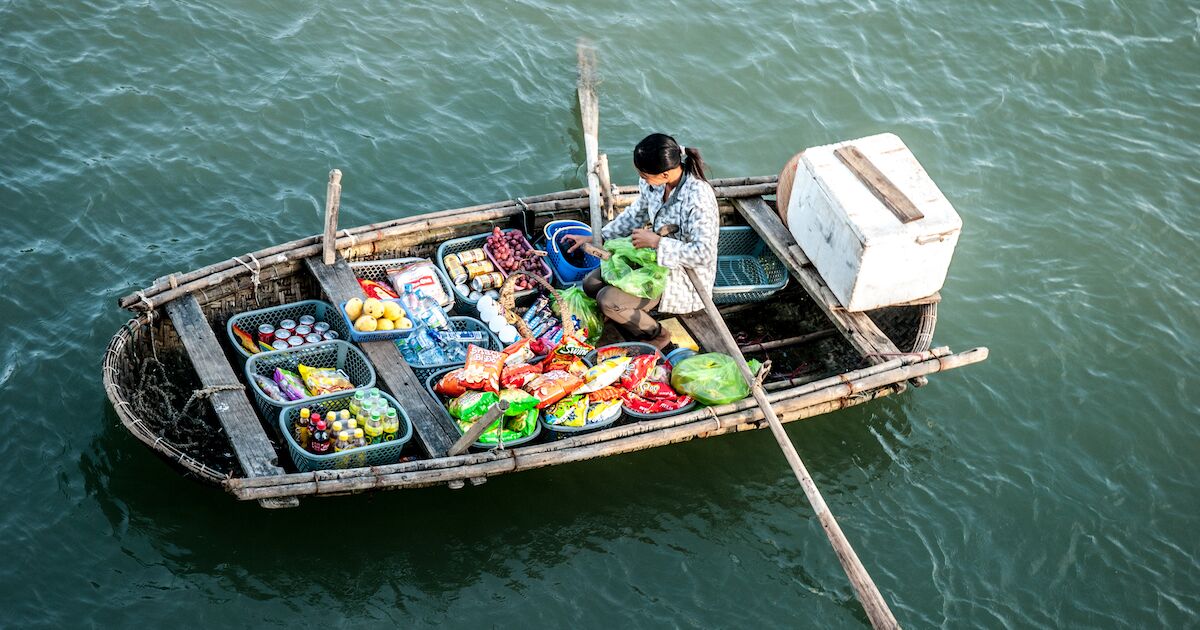 Visiting the Ha Long Bay, Vietnam, Floating Markets
