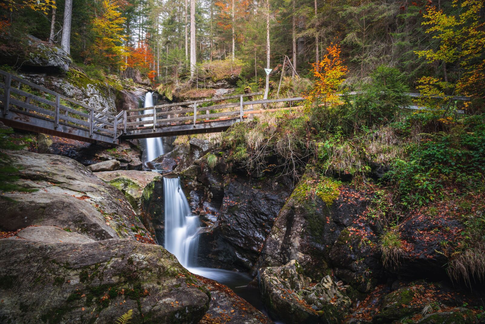The Hochfall Waterfall is in Bodenmais, in the Bavarian Forest Nature Park -- but it's not part of the national park of the same name. 