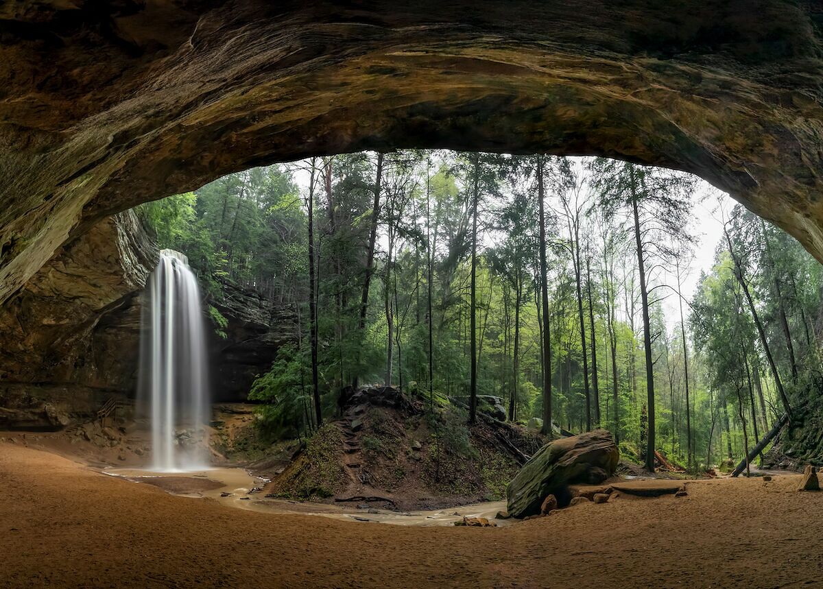 The Cliffs at Hocking Hills Is Home to This Epic Cabin