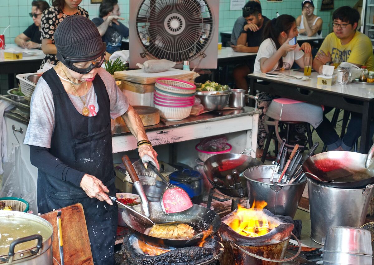 Jay Fai How to Get a Table at This Legendary Street Food Stall in Bangkok