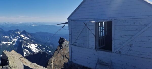 Three Fingers Lookout: How To Sleep In A High-elevation Fire Tower