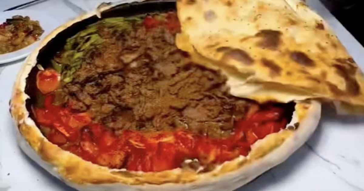 How to Prepare Eli Böğründe, a Traditional Turkish Delicacy