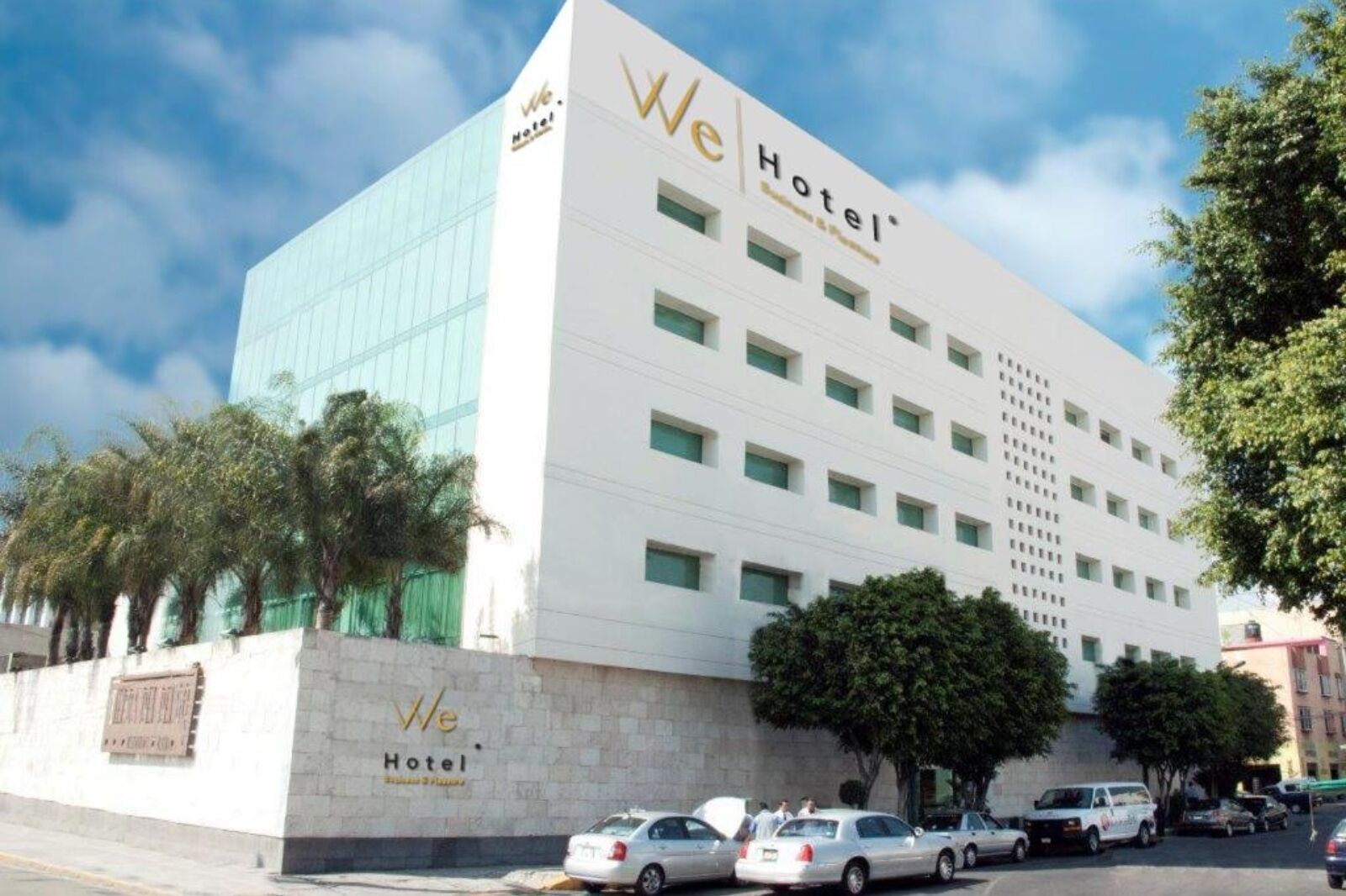 We hotel one of best Mexico City Airport hotel
