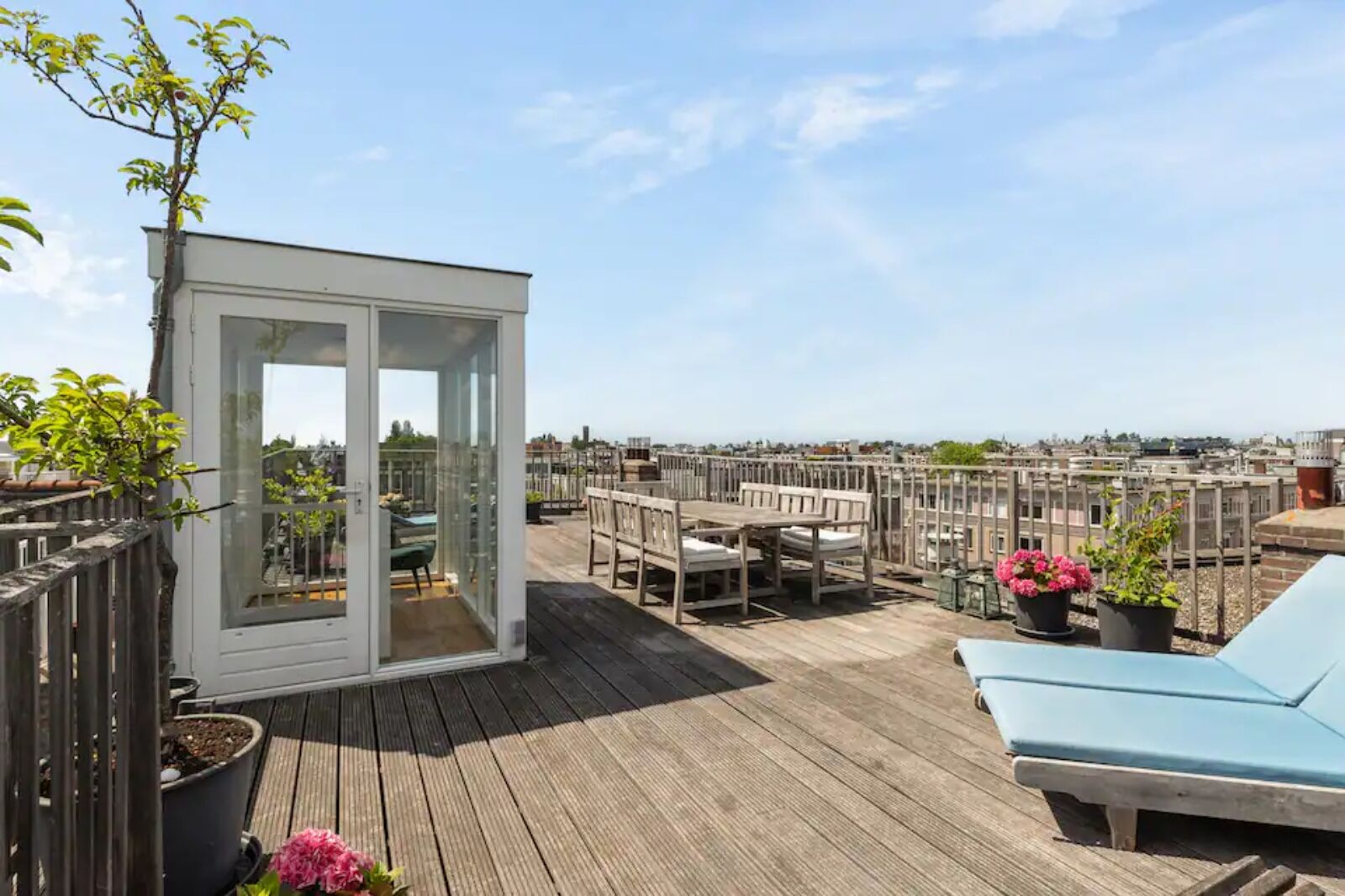 Conservatory on rooftop in one of the best amsterdam airbnbs for a bachelor party