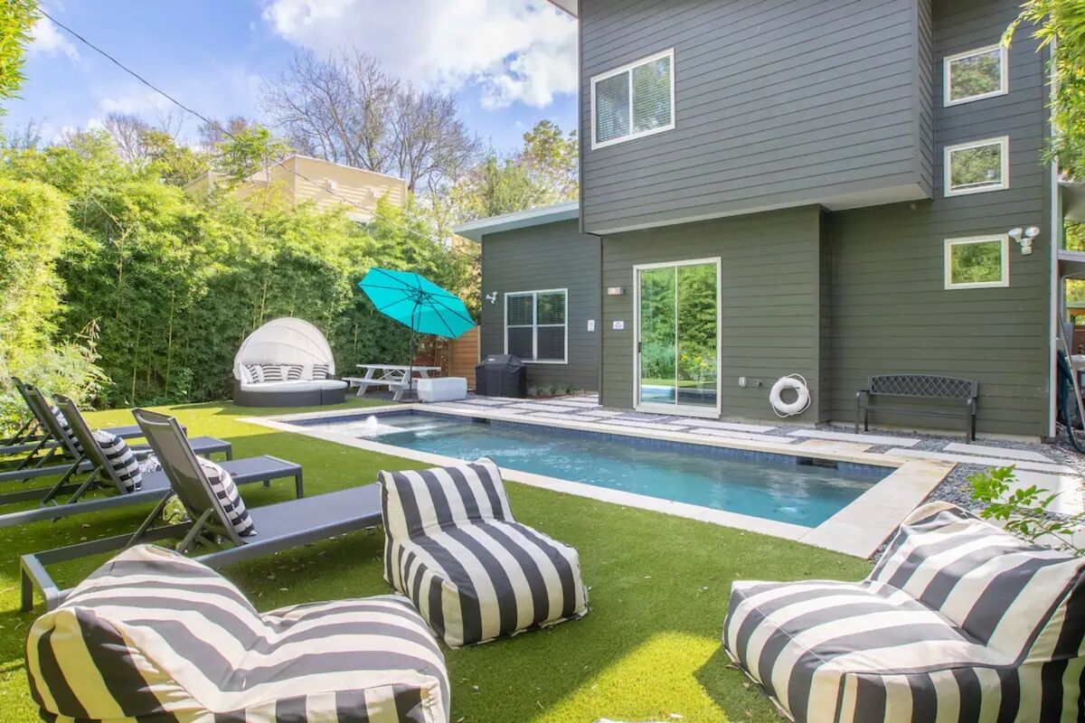 The Best Airbnbs in Austin for a Bachelorette Getaway