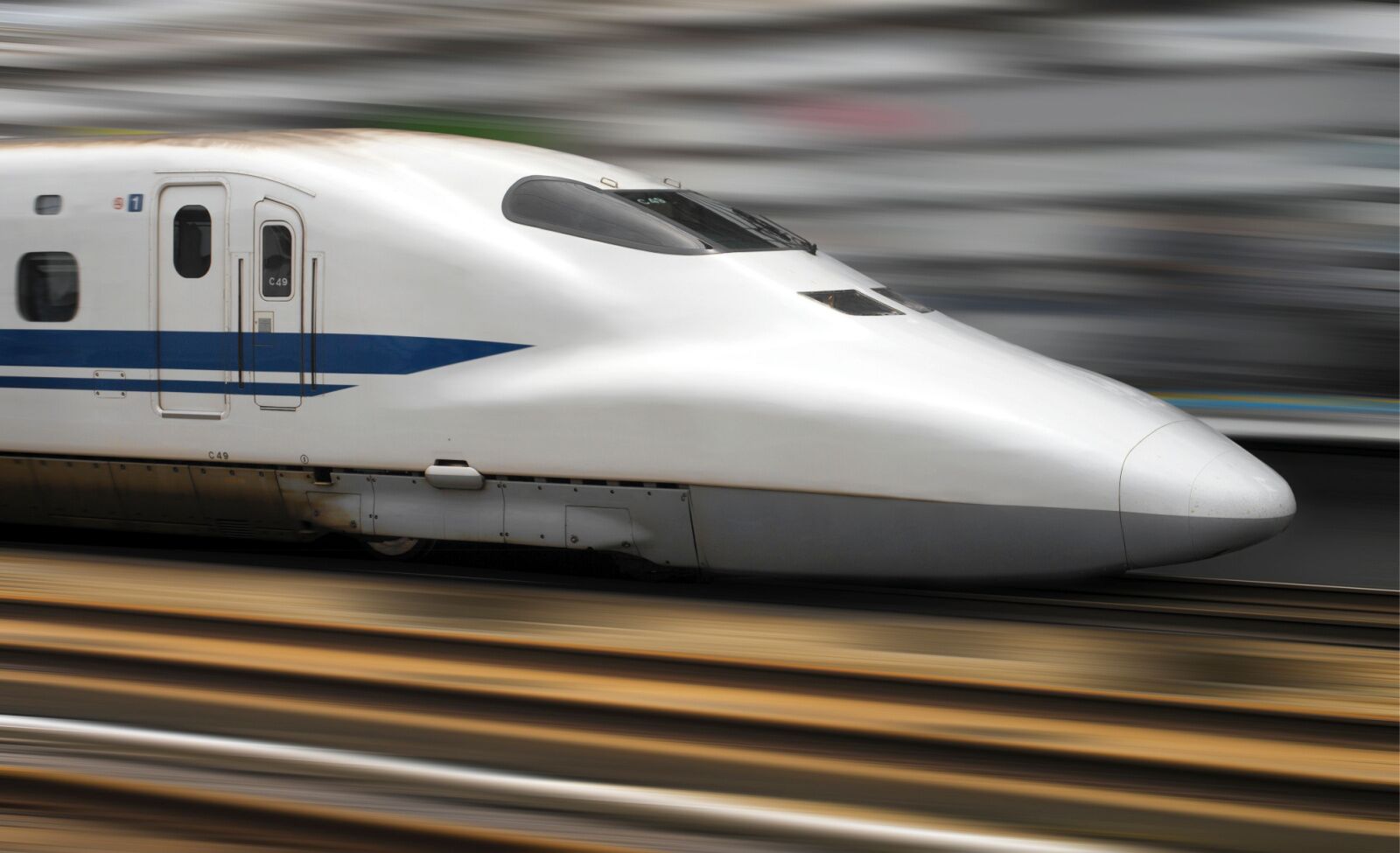 how fast do japan bullet trains go 
