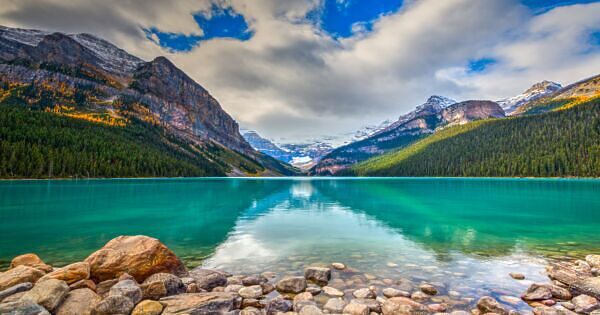 How to Watch a Sunrise Over Lake Louise