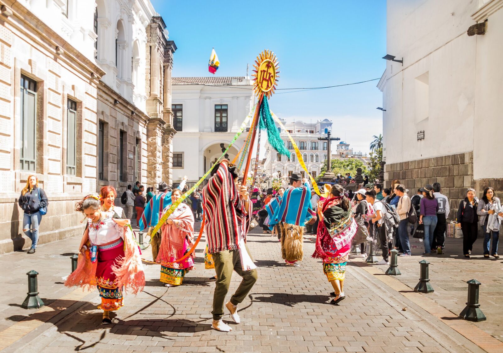 direct flights from ft lauderdale - quito festival