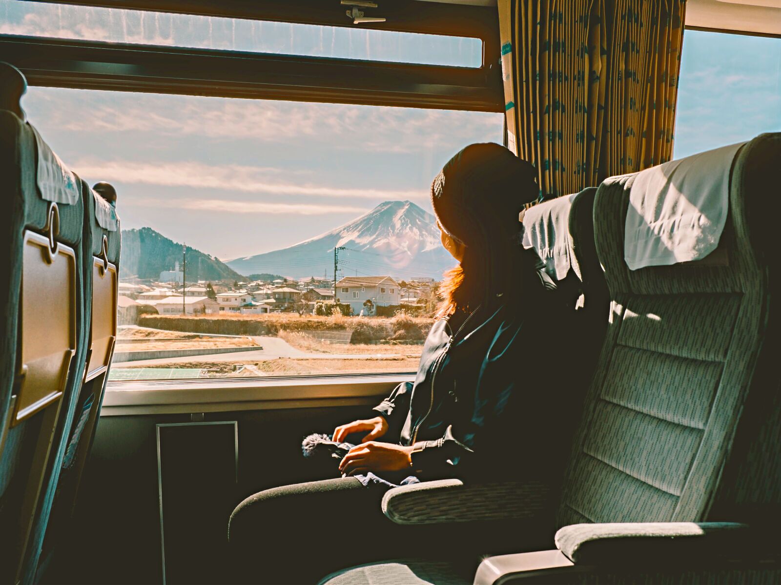 How to Travel on the Shinkansen and Other Japan Trains