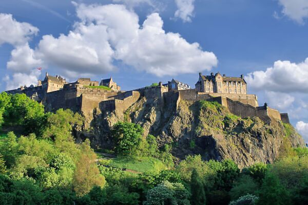 Edinburgh Castle: History, Fun Facts, Ticket Prices, and More