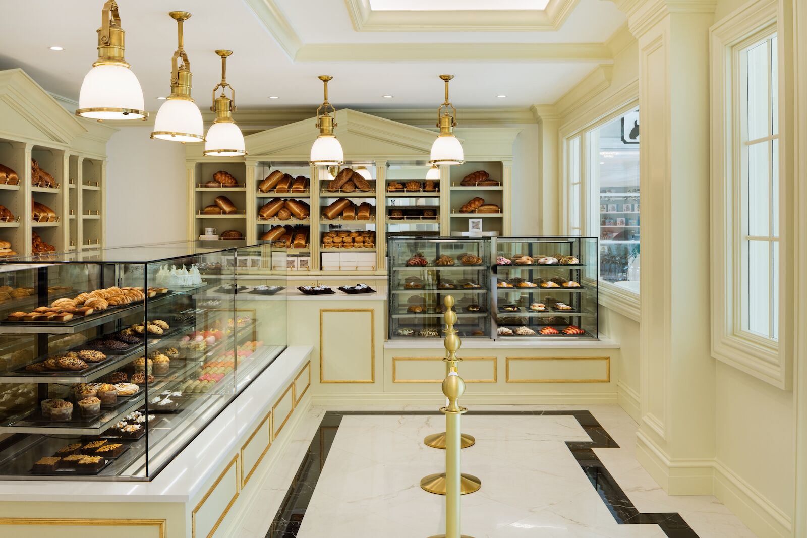 emmas patisserie at the equestrian hotel