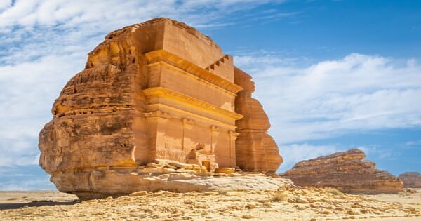 The 4 Best Places To Visit In AlUla