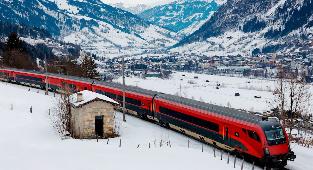 Prague to Vienna Train: All the Options Available and Their Prices