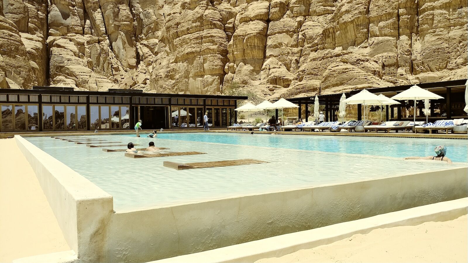 habitas resort alula saudi arabia