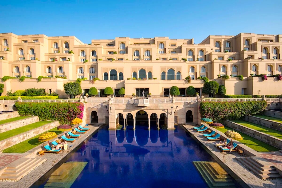 The Top Hotels Near Taj Mahal for 2023 Vacation To India - Vimarsana News