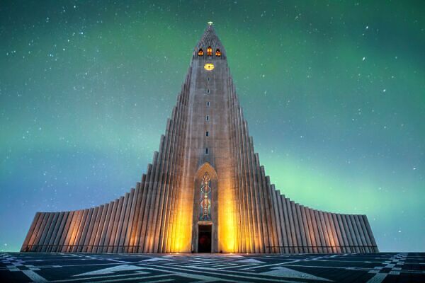 Best Hotels in Reykjav k 4 and - Hallgrimskirkja Reykjavik 600x400