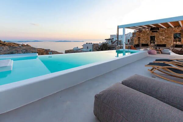 11 Stunning Airbnbs in Mykonos for an Unforgettable Greek Getaway