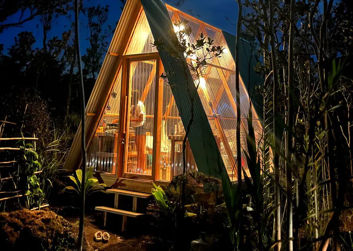 18 Stargazing Airbnbs With a Glass Roof Across the US