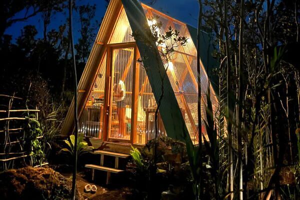 18 Stargazing Airbnbs With a Glass Roof Across the US - High End Luxury Rentals With Glass Roof