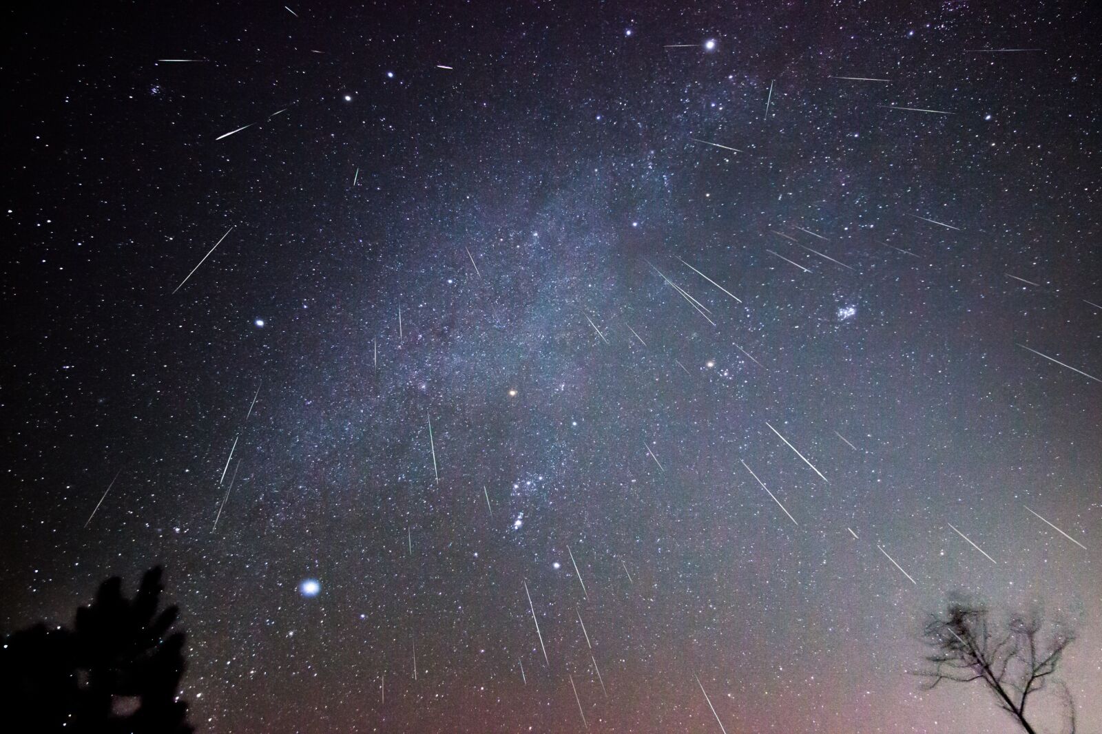 Geminid meteors shower downward in Virginia one of the best astronomy calendar events in December 