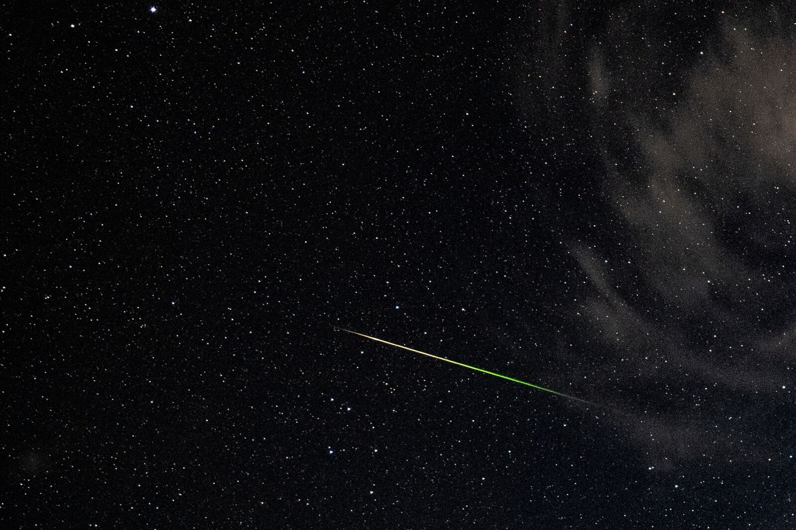Eta Aquarids meteor in night sky
one of the best showers on the astronomy calendar
