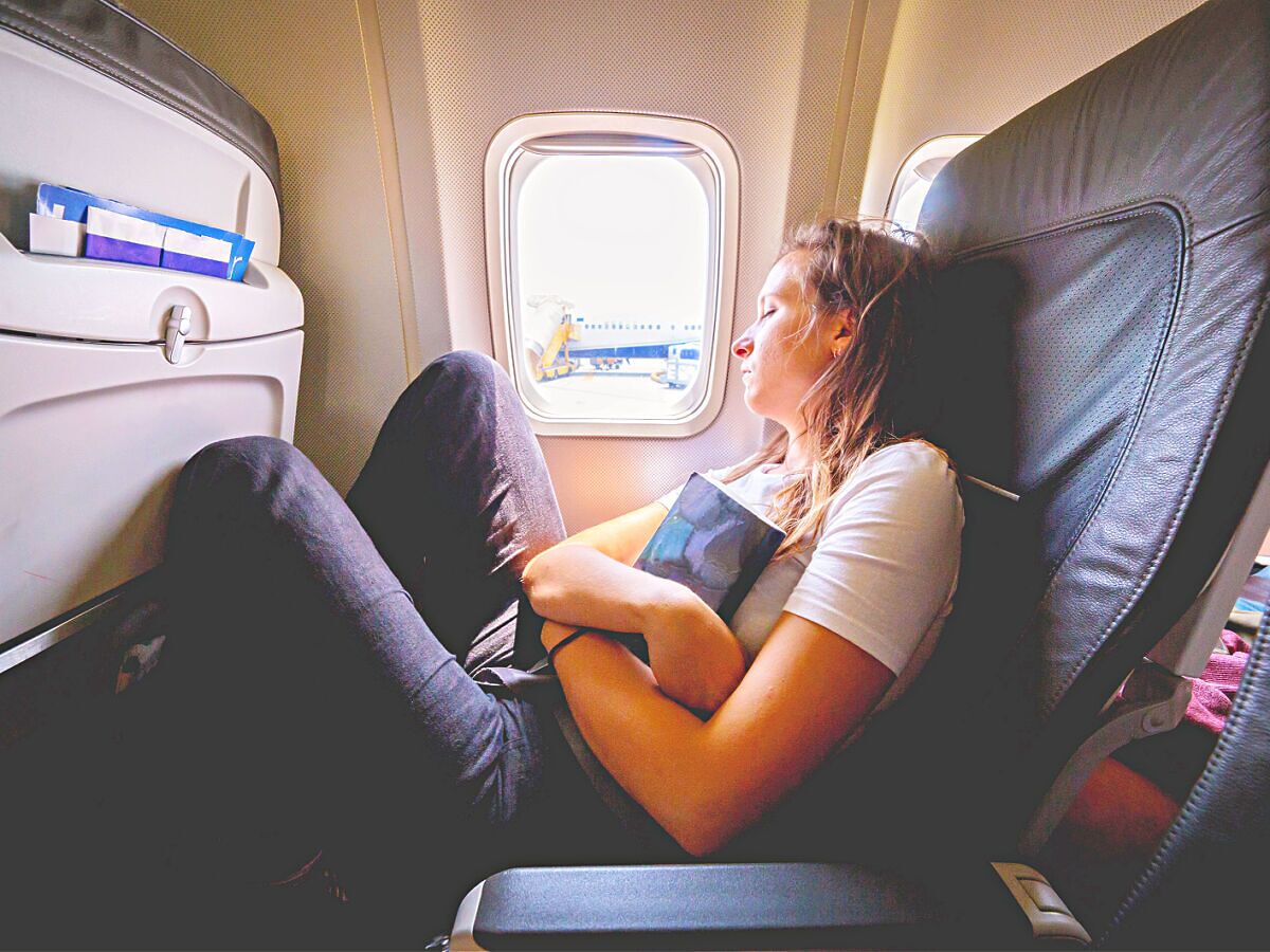 Airplane Footrest Adjustable Foot Rest Feet Hammock for Plane