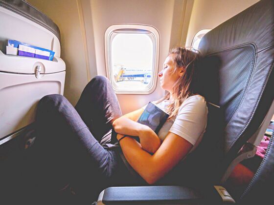 travel hammock plane