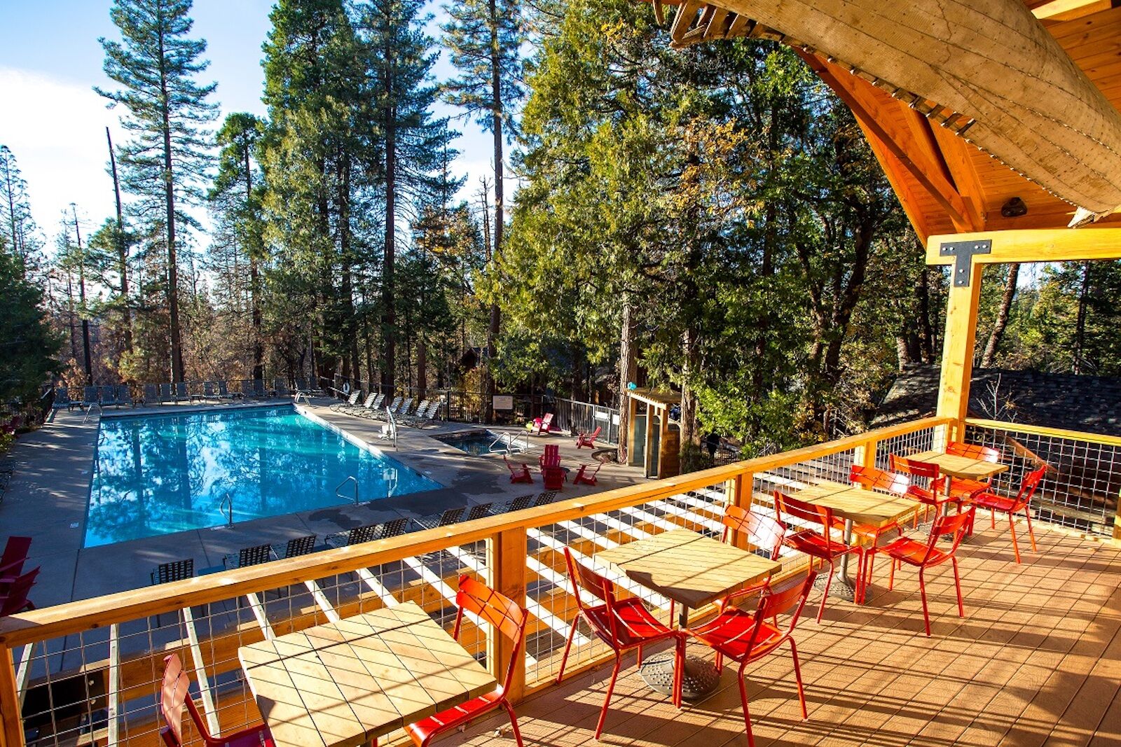 deck and pool at evergreen lodge at yosemite
