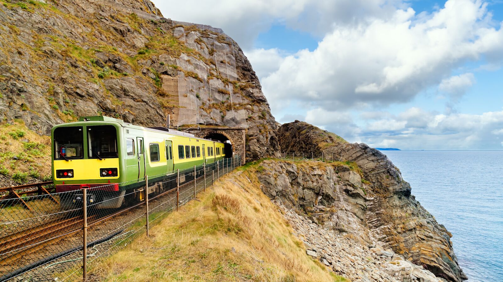 Train along Irish coast 