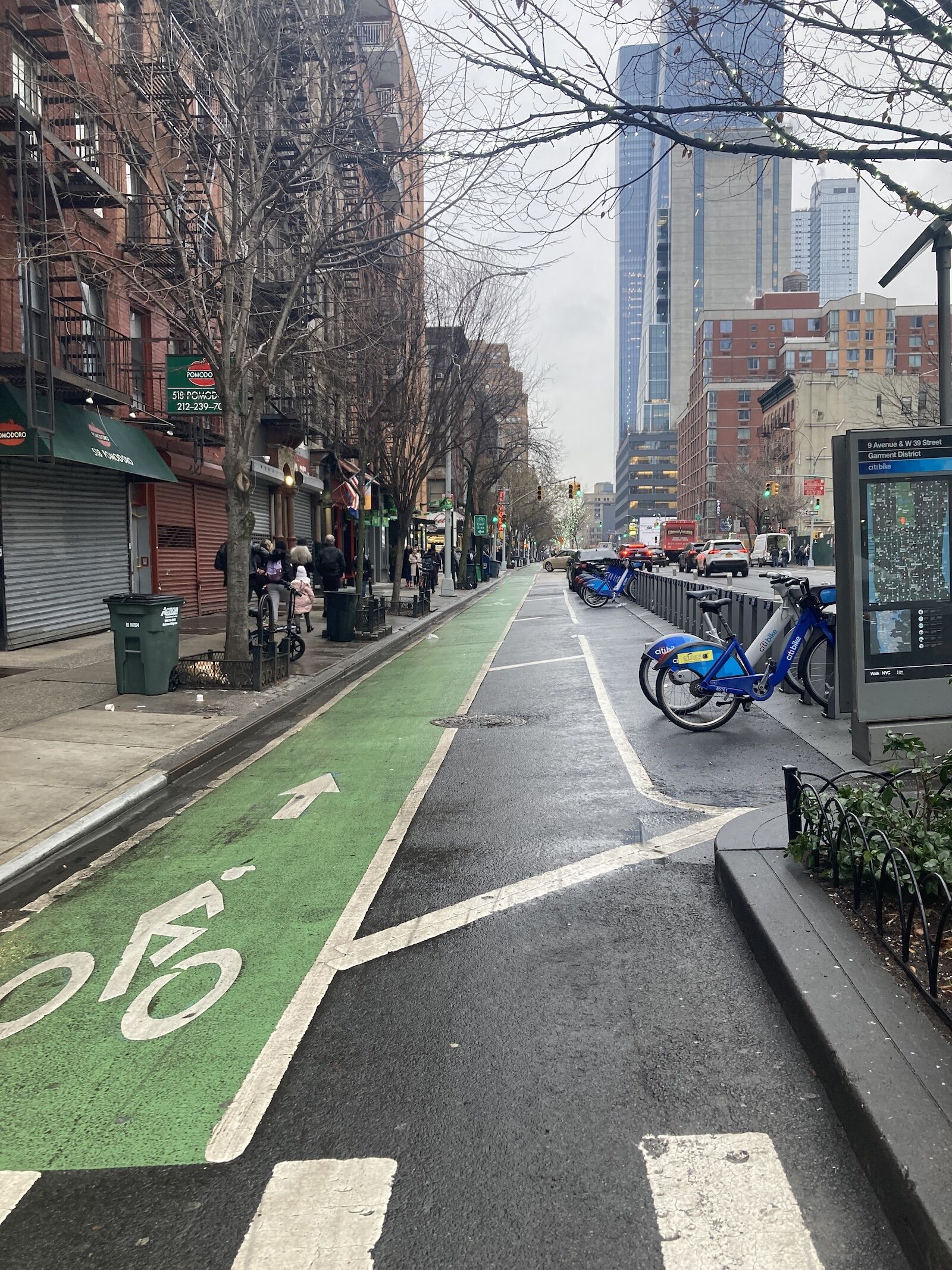 bike lane in new york city
