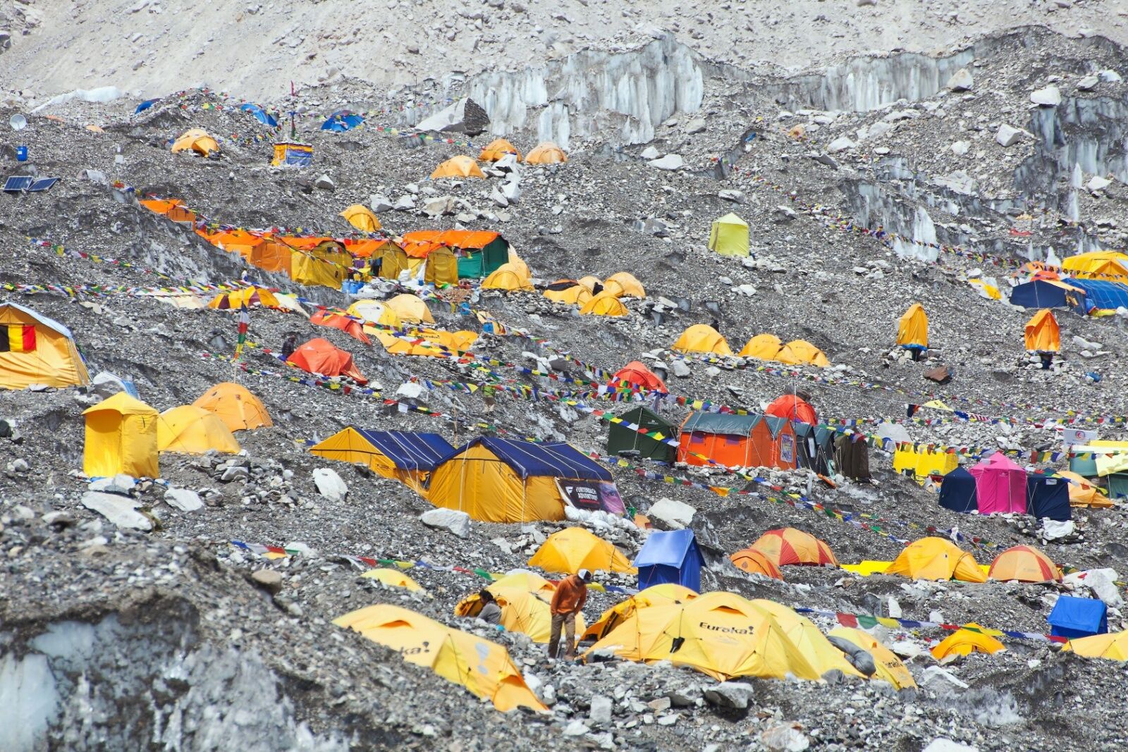 human waste on mount everest - base camp