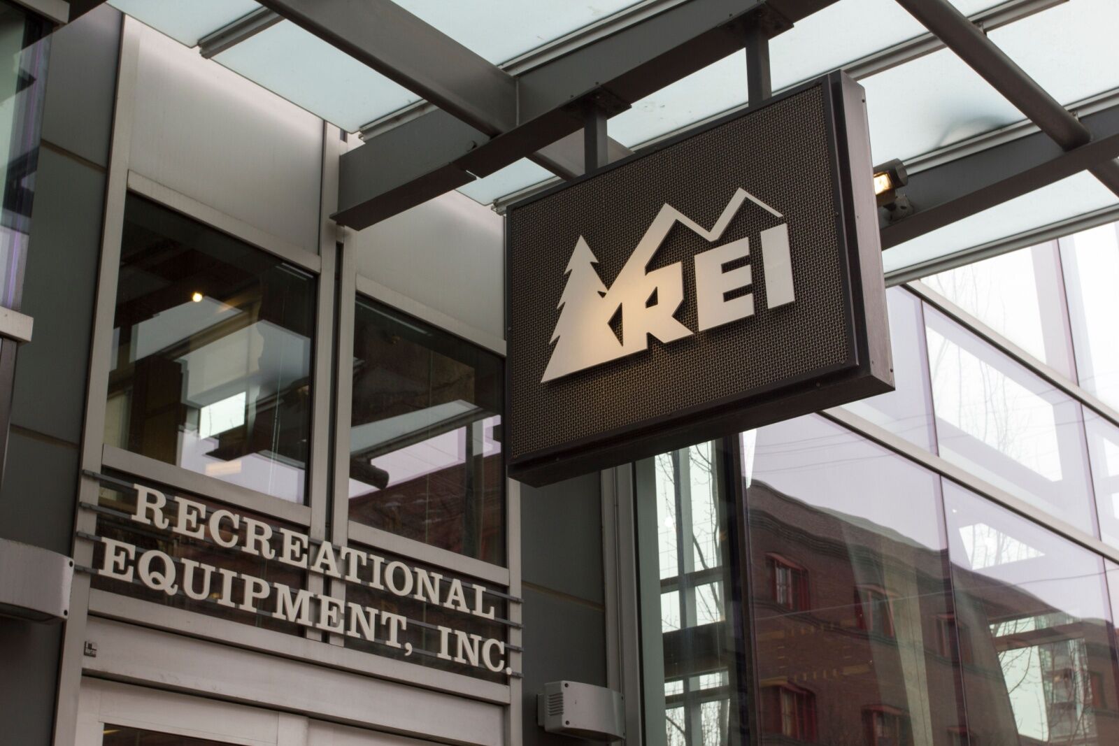 rei sign in portland, or