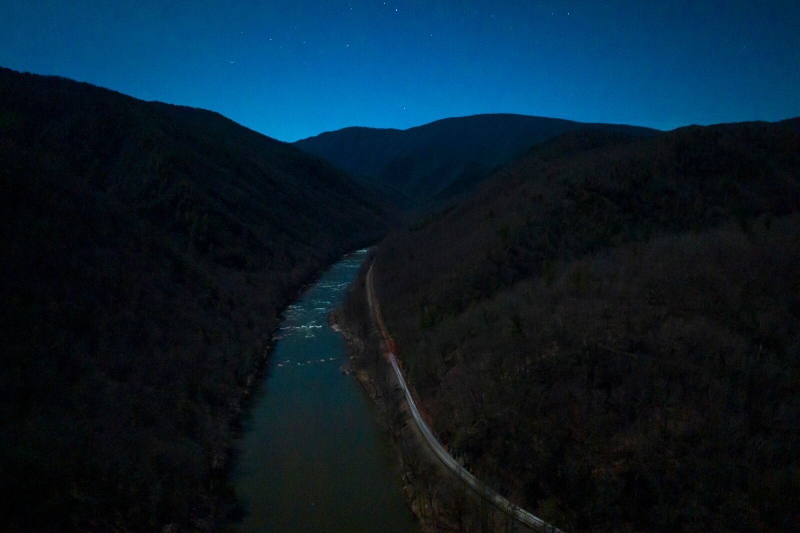  Nolichucky River in Erwin one of the best stargazing in tennessee spots 