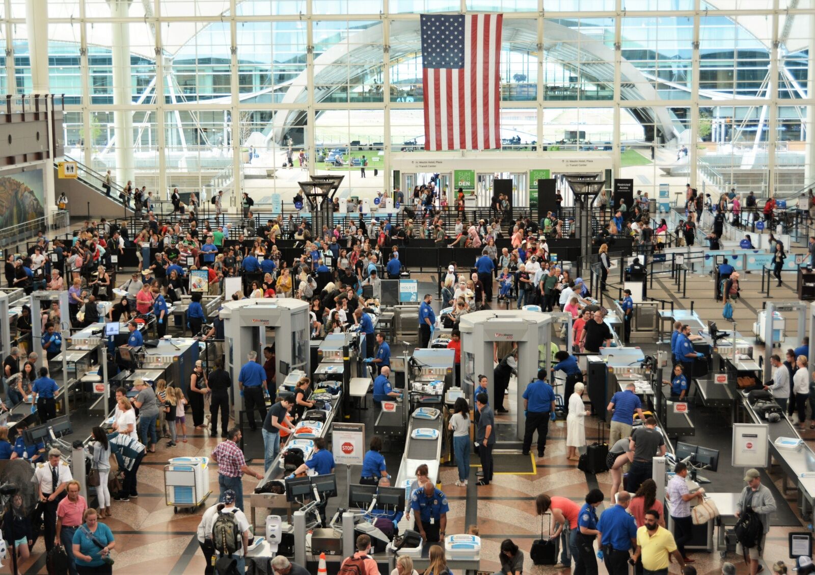 CLEAR vs tsa precheck- airport security line