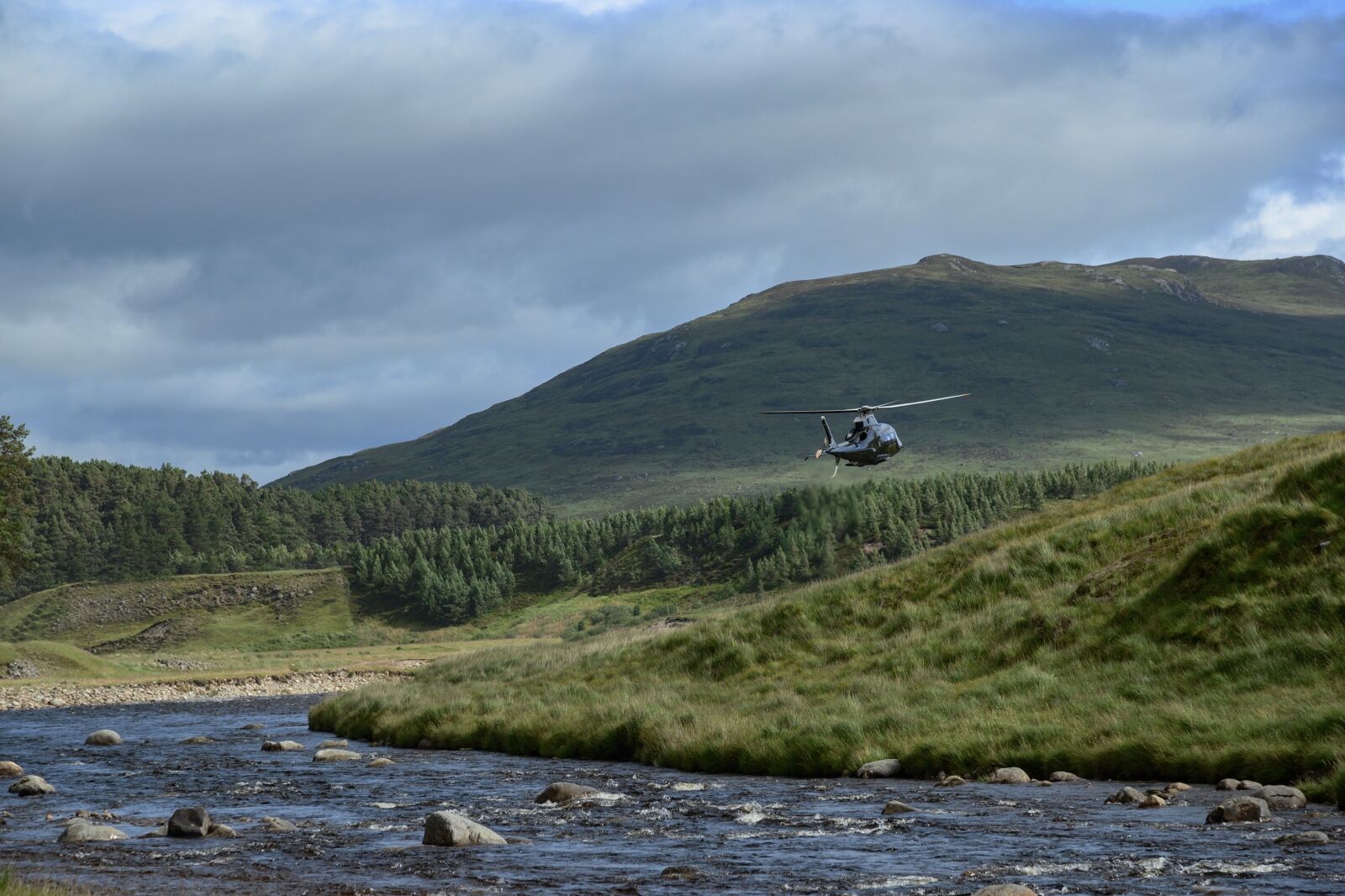 Helicopter in Scotland for for James Bond experiences