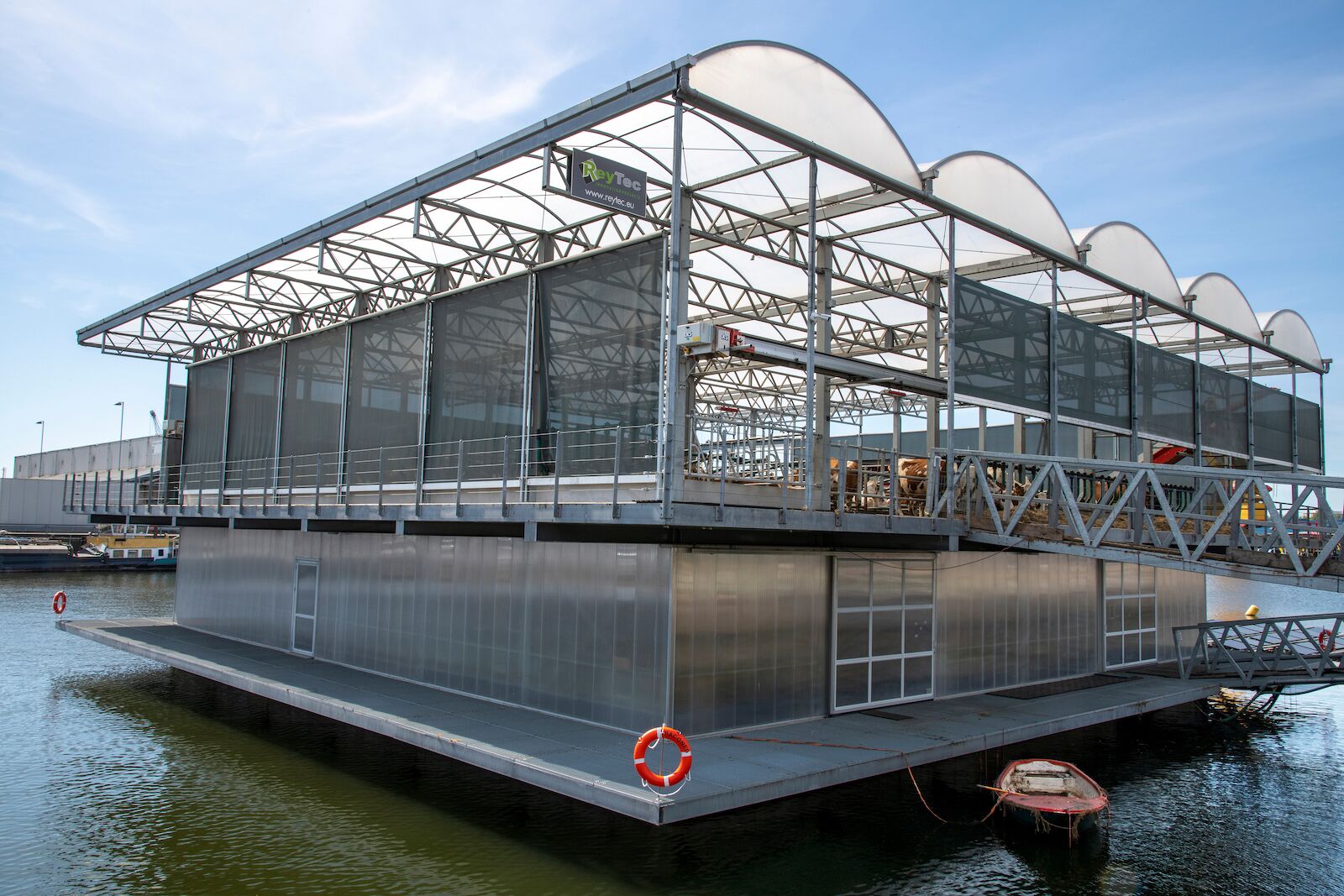 floating farm in rotterdam