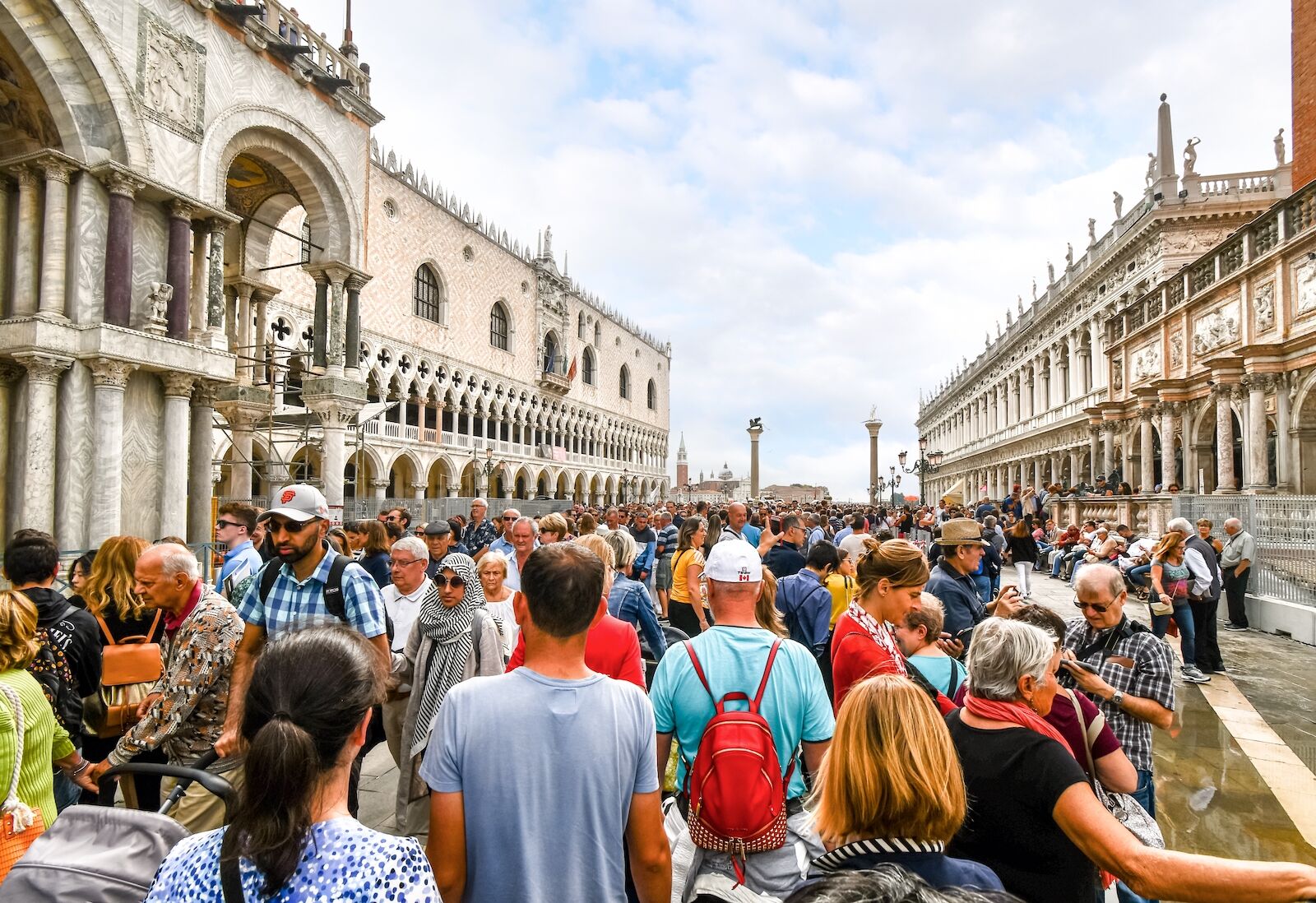 overtourism venice - tourist tax