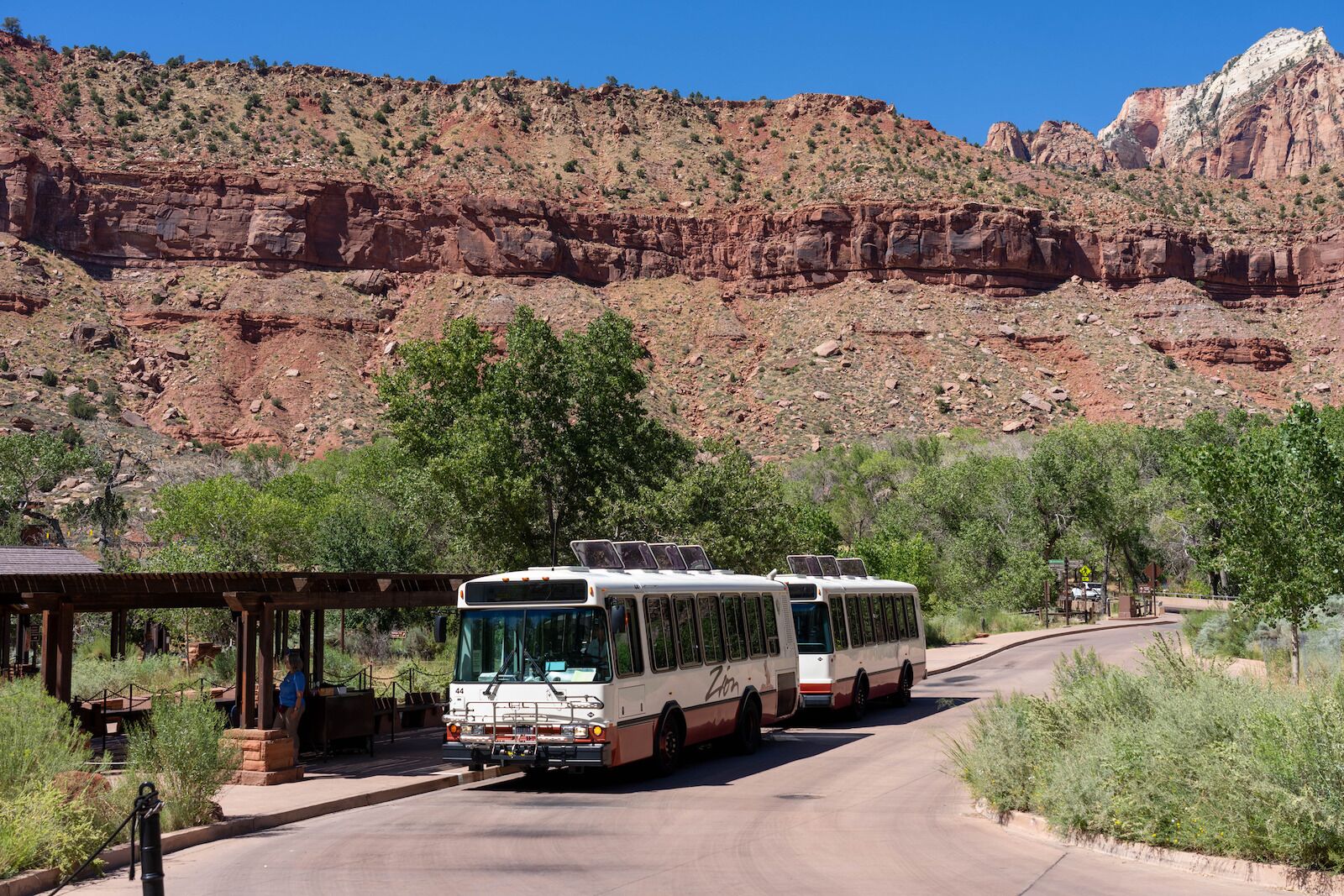 national park lodging - zion bus