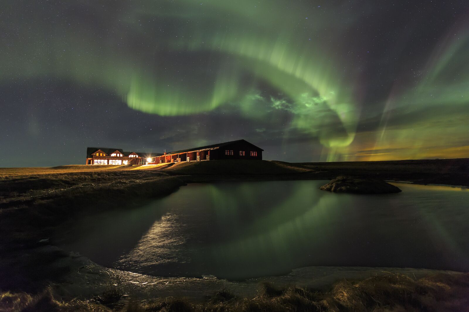 northern lights over hotel ranga