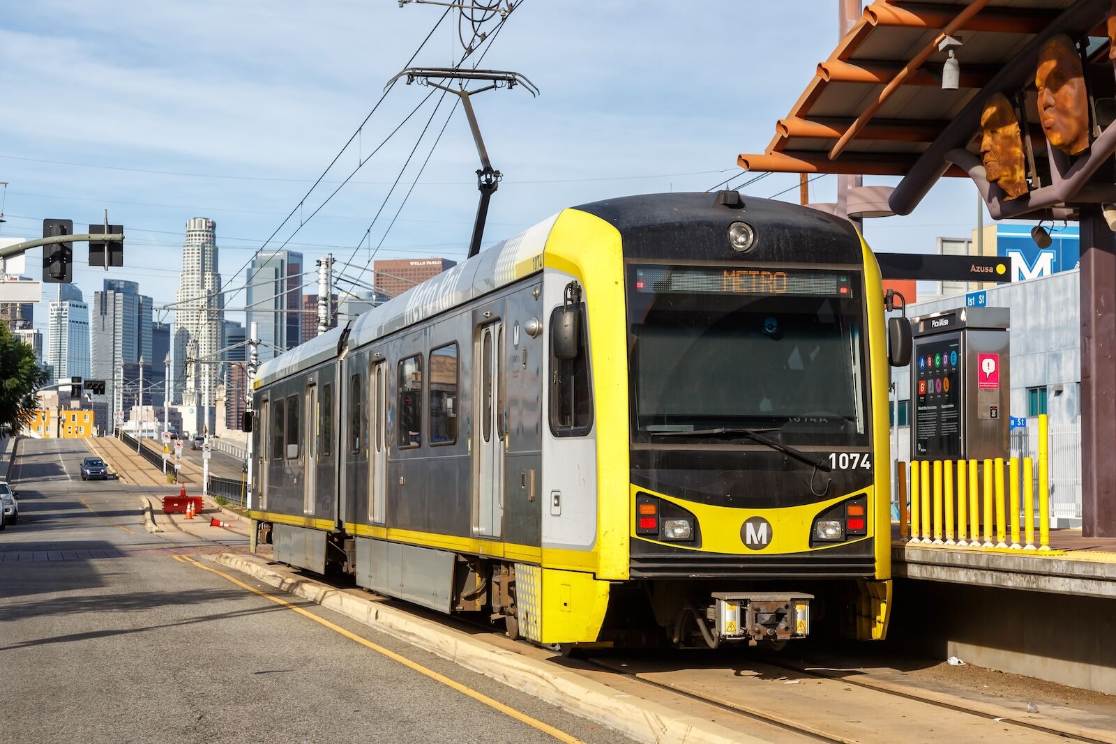 los angeles metro train